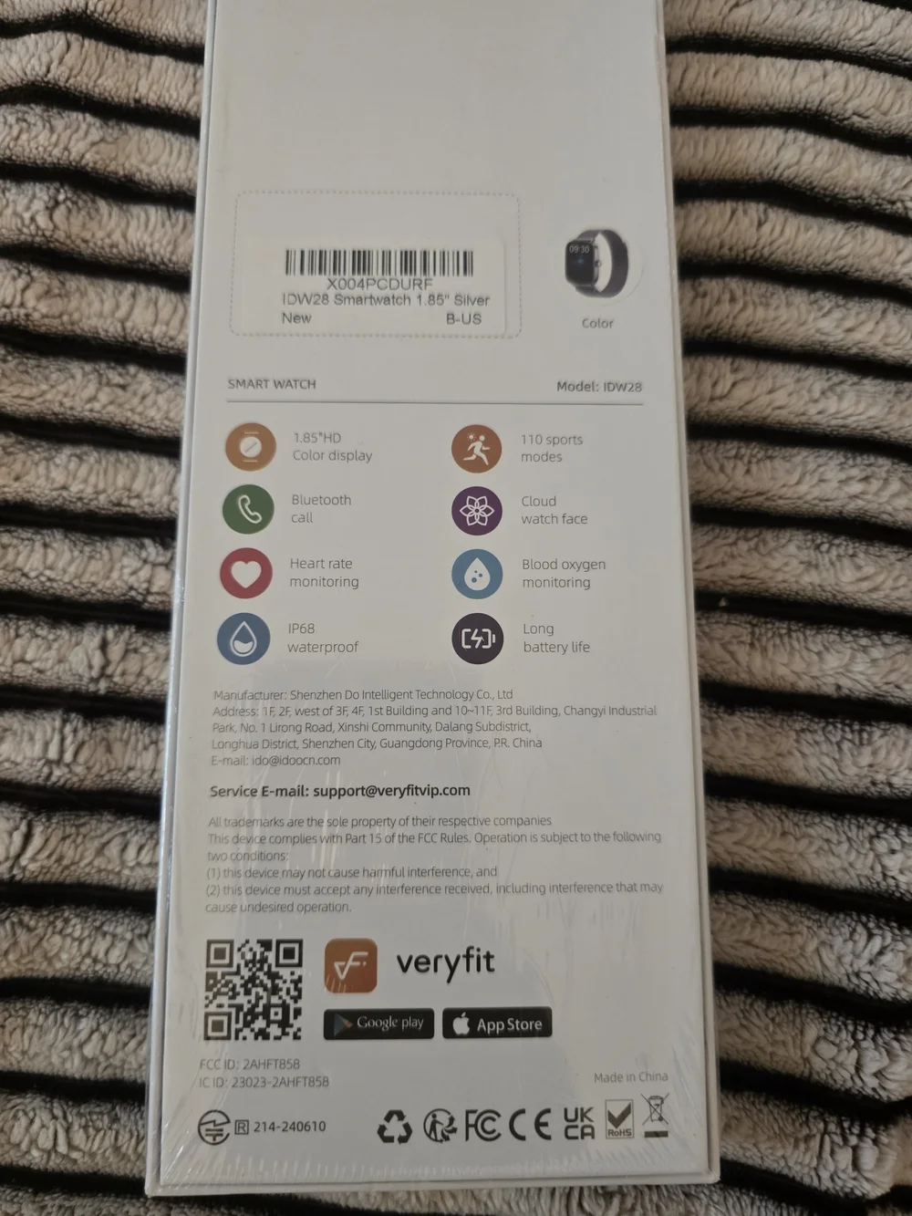 BNIB Silver Smartwatch with Mesh Band - 1.85